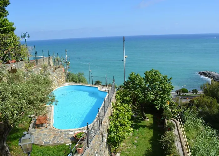 Ca Da Munta Bed & Breakfast 3*